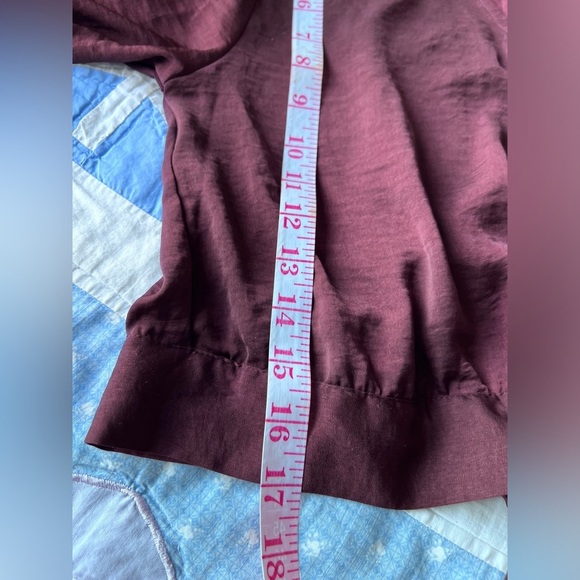 H&M Womens Burgundy Long Sleeve V-Neck Wrap Front Holiday Party Top Blouse 6 - Picture 10 of 10